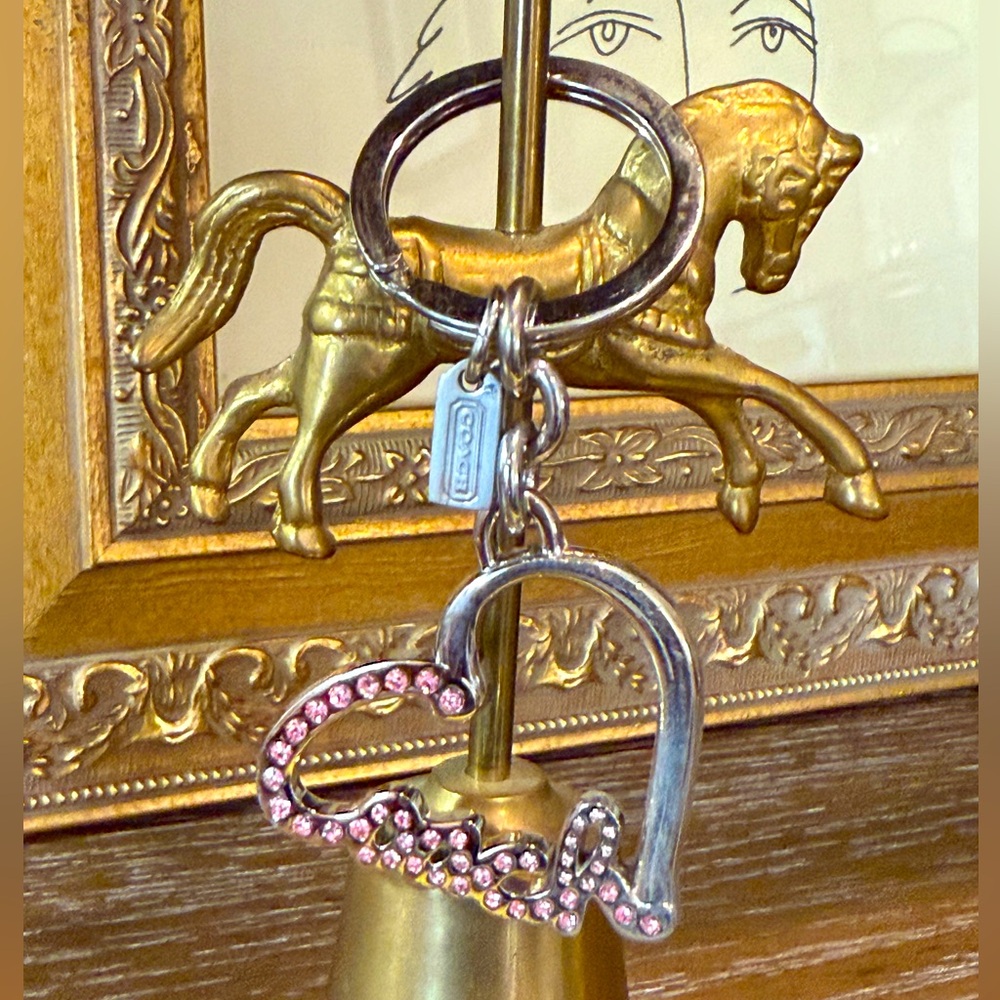 Coach Signature Pave Crystal Script Heart Key Chain Key Ring 92361 EUC approx 3”